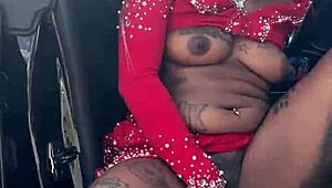 Wanna see her squirt dripping wet pussy all over atlanta outdoors?