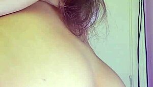 Neko Girl's Luscious Anal Masturbation Drips Waifu Juices in Bath