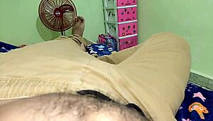 stepmom and stepson sharing bed turns into hot shaved pussy sex 😈💦