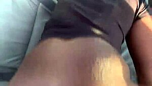 Her massive ass jiggles wildly during outdoor bbc doggystyle in car