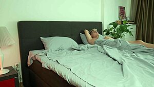 stepmom gets wild riding me hard in hotel bed! 😈💦