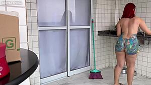 hey check out this big-ass brazilian maid i hired she twerks her booty so hot for me