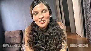 Poate novica asta să sugă pulă ca o pro?