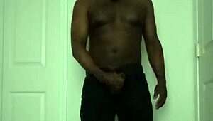 American Llamasr Fucks 30YO Alexiadonna and French 20YO Mhpmlbziwulx in Restricted Threesome Roleplay Cum