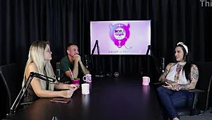 gosta de boquete babado?? agora leva gangbang reverso com fetiches loucos lexi mallet sheer red 🔥💦👯‍♀️