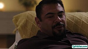 yo check out transsexual melanie brooks deepthroatin then fuckin that dude bareback