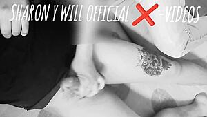 le jalo la verga a mi vecino... hago una chaqueta cuando su esposa no esta, soy puta tatuada con piernas punk