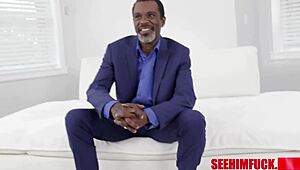 Harley King Teases Richard Mann's Ass with Oiled Rimjob and Ball Licking Urge