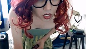 a hot shemale strokes to massive orgasm right on webcam for you