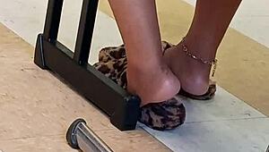 Those LIGHTSKIN SOLES on Ebony Teen 18+ Candid Hot!