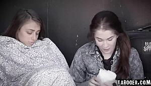 Evelyn Claire fingers and licks Gia Derza's pussy off the street