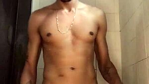 whoa! novinho's thick cock handjob explodes cum in shower while homemade interracial punheta