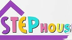 She teases with big ass blowjob in public outdoor spot