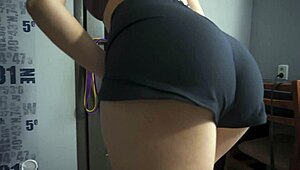 pawg milf shakes her tight ass in sports shorts