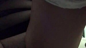 check out me stretching my latina asshole wide