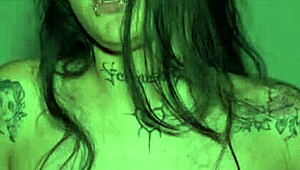 Petite 18+ shows tight pussy skills in one hour!