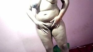 desi girlfriend huge saggy tits pussy vigorously fucked homemade