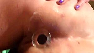 ass gapes open like huge tunnel