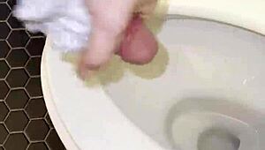 roommate's thongs make dick crazy hard then fucked her 💦🍆