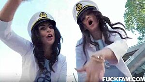 Stepsisters gal and aubree suck fuck elias for peace?!