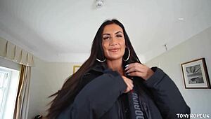 posh british milf deepthroats huge bbc with her fake tits out