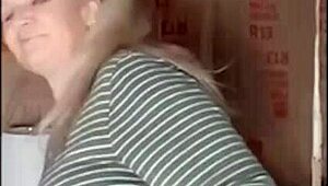 mature rams zucchini dildo to orgasm