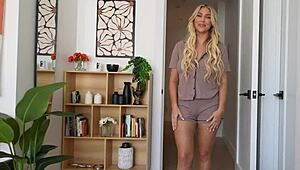 Fucking busty bombshell school bully Kayley Gunner