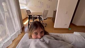 mi ex es tan timida que mi vagina peluda se moja solo viendola