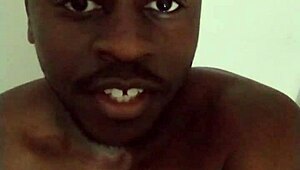 😩 my face when assfucking solo but mood's off... still spreading wide