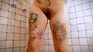 Giantess Makes You Watch Her Shave Pussy Feel The Thrill Carefully