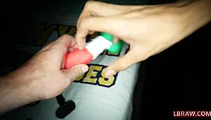 Huge-Dicked Ladyboy Polla Toys Narrow Ass with Buttplug