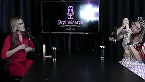 Sofie Lollipop strips tits and pussy in game