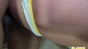 i bareback fucked hairy fitness slut's tight pussy raw