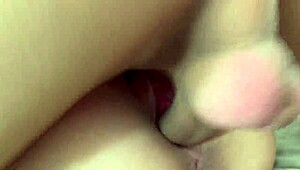 fudendo a novinha virgem no pelo ate sangrar com creampie total