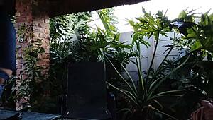 whoa 😲 what the hell just went down with that fat muscular babe fingering her sexy tattooed body?? 🤯