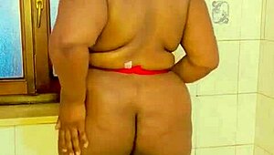 Sundaydogood614 films her shaved pussy closeup in homemade retro style