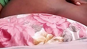 en-chan spreads pussy for three fingers fingering technique part 3