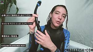 Skinny babe teases bikini body in pool spandex underwater