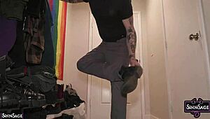 Sinn Sage and Crystal Clark share throbbing cock in juicy threeway action!