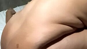 paulina's huge latina ass smothers my face in hot facesitting action