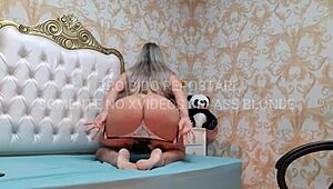 Latina Blonde In Lingerie Dances Sensually With Big Tits And Ass