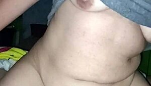 mi primastra me visita en la montaña y dice quiere que la preñe engaña a su esposo??