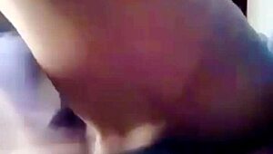 me deja caliente y me masturbo con pepino latina housewife solo lick fetish