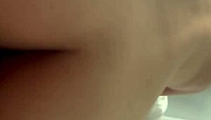 adrianne q shakes her latina ass homemade style