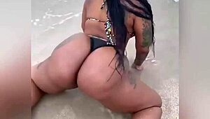 damn girl shake that juicy ass for the exclusive drop