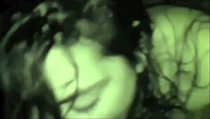 Salida con CHICA de TINDER Termina en TRIO Caliente con ARGENTINAS de XVideos