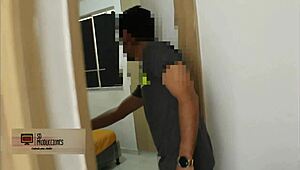 לטינית שחורה בולעת זין עמוק ואז קרימהפי בסגנון כלב