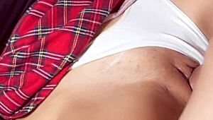 可愛い日本人義妹を無修正バックでマンコガン突きまくり😍🇯🇵