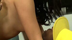 Milf doctor Brooklyn Jade gapes patient's fat black cock in hospital bed?!