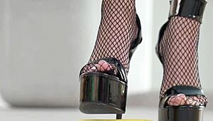 Petite girl smashes juicy fruits under her sexy high heels!